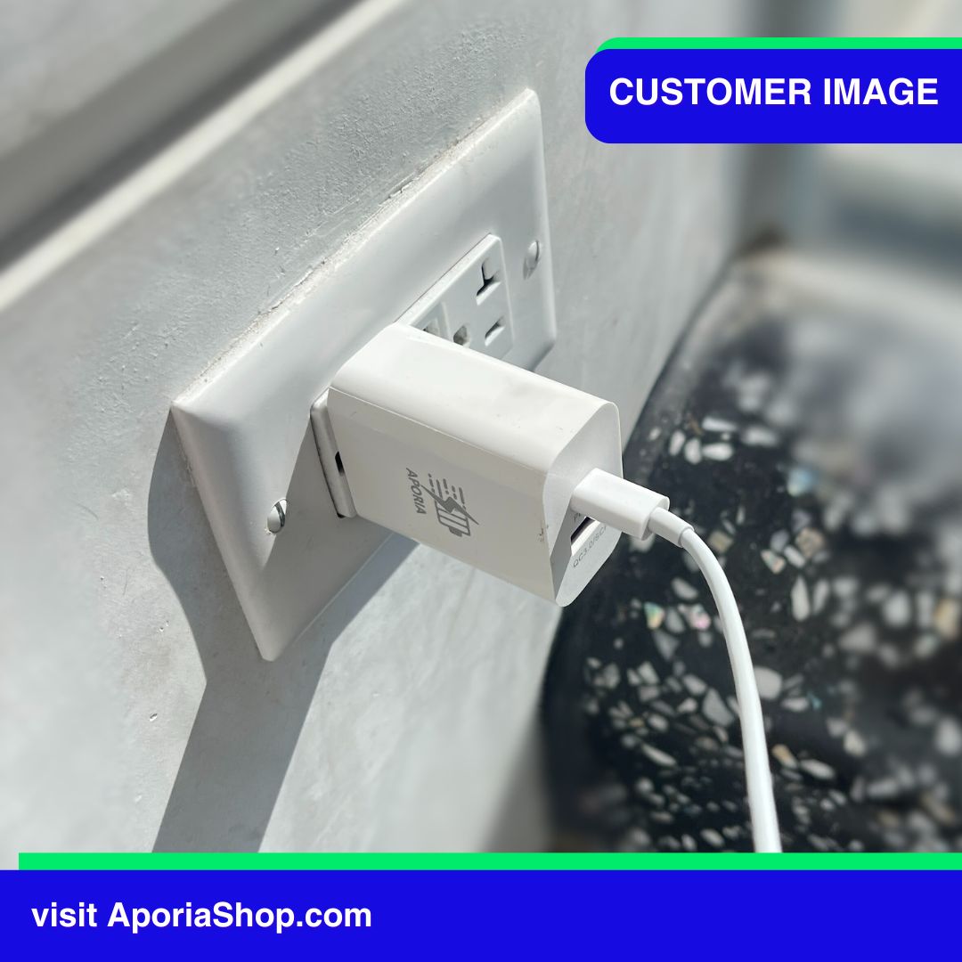Customer image of Aporia 20W Dual Port Wall Charger - USB Type A and USB Type C charging on wall